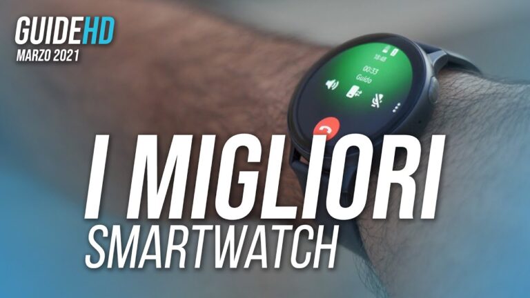 Smartwatch multitasking: risponde a chiamate e messaggi, un assistente al polso!